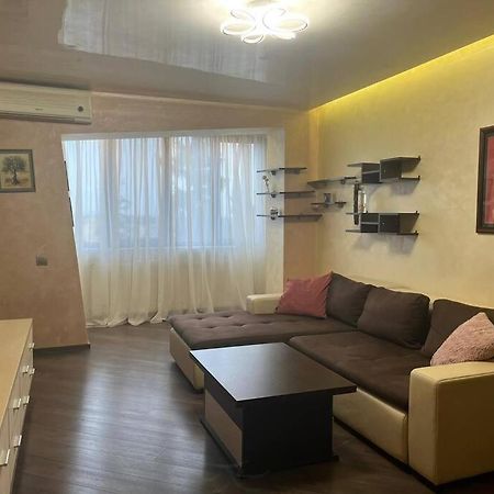 Apartament Theta- Langa Centru, Cada Hidromasaj Suczawa Zewnętrze zdjęcie