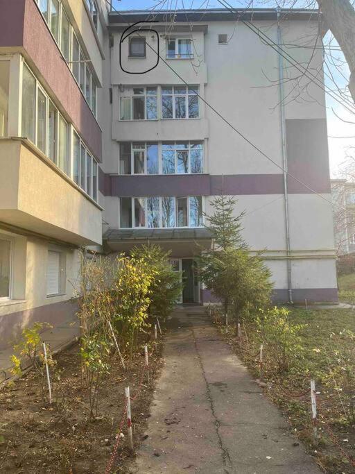 Apartament Theta- Langa Centru, Cada Hidromasaj Suczawa Zewnętrze zdjęcie